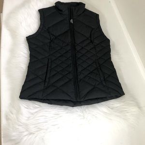 Eddie bouer size small vest for women , wore once like a new